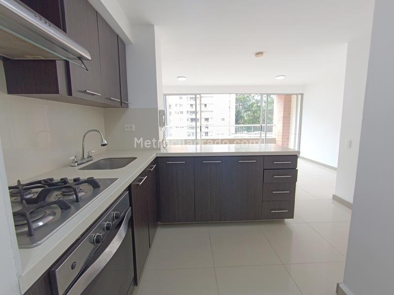 3BR Apartment in Suramerica (70 m²) - 4