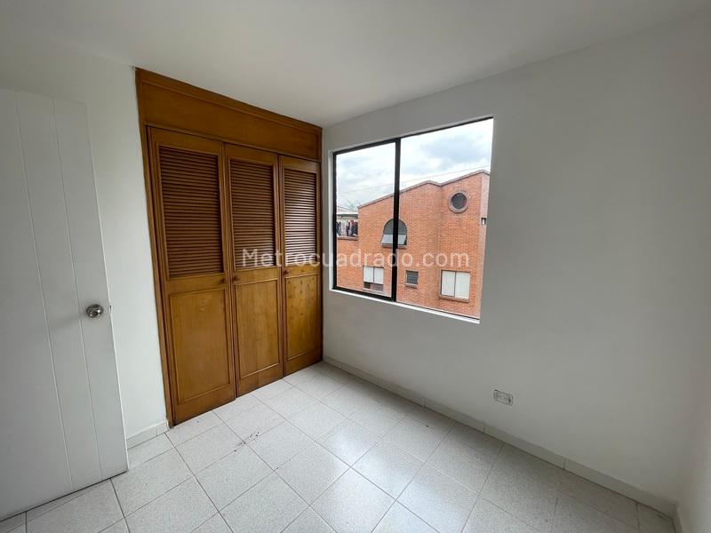 Comfortable 3BR House with Terrace in Loma Del Indio - 6