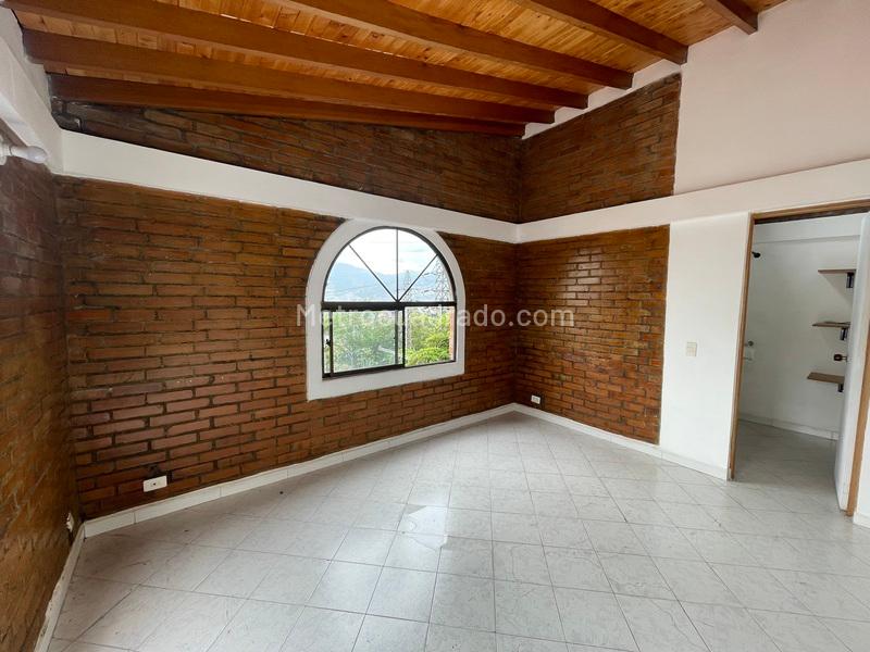 Comfortable 3BR House with Terrace in Loma Del Indio - 8