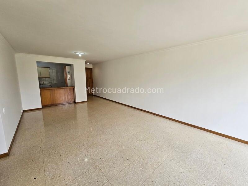 Spacious 3BR Apartment in El Poblado