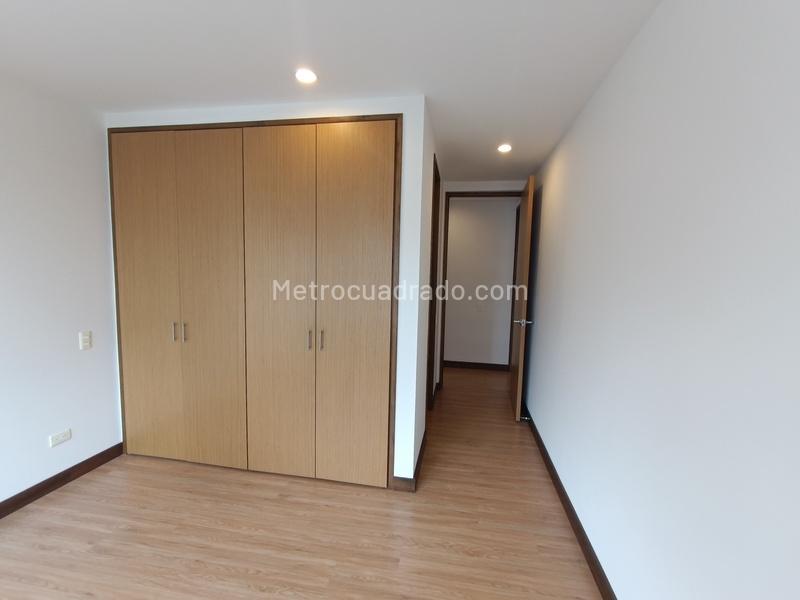 Apartamento de 2 Alcobas en Los Balsos, El Poblado - 5