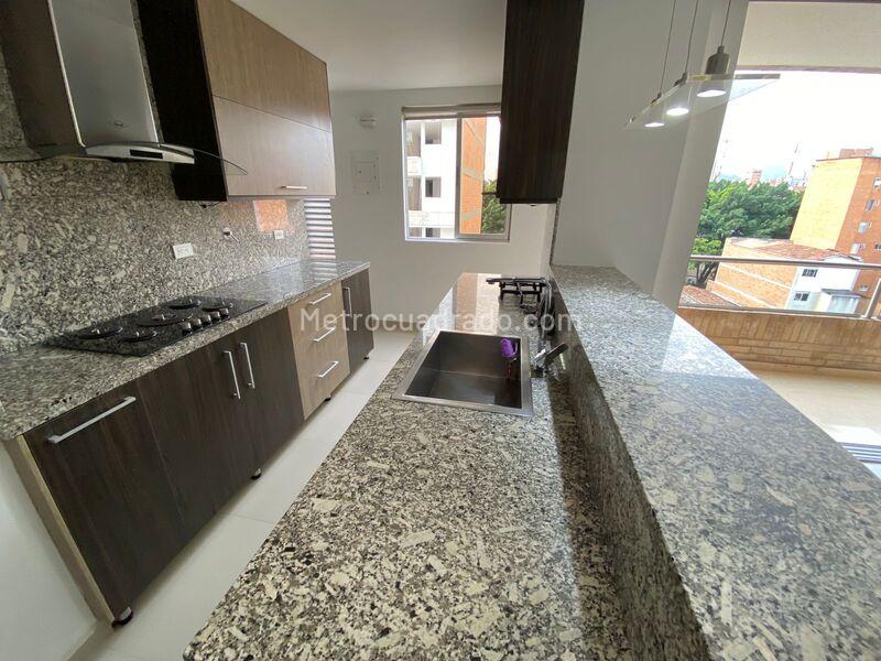 Apartamento Moderno de 2 Alcobas con Balcón en Estadio - 8