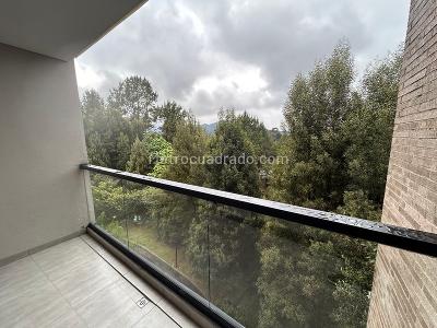 Apartaestudio en arriendo en Alto De Las Palmas, Envigado · foto 10 de 13