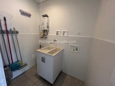 Apartaestudio en arriendo en Alto De Las Palmas, Envigado · foto 8 de 13