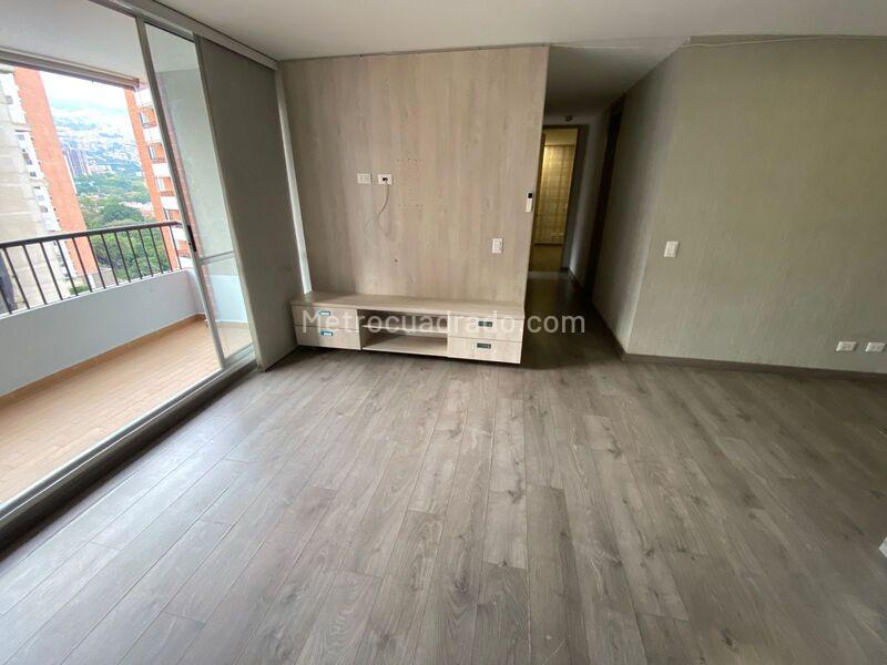 Spacious 3BR Apartment for Rent in Los Colores - 2