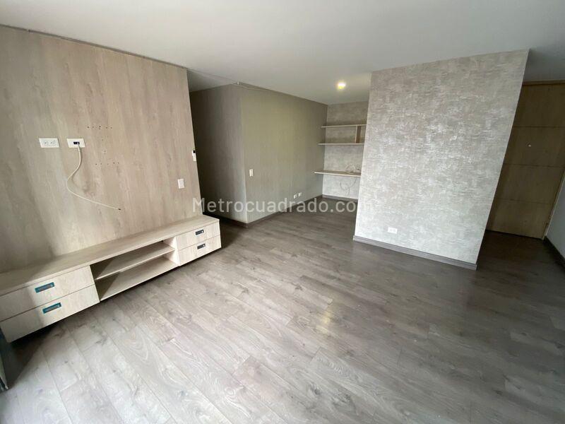 Spacious 3BR Apartment for Rent in Los Colores - 3