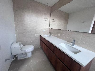 Apartamento en arriendo en Poblado, Medellín · foto 14 de 20