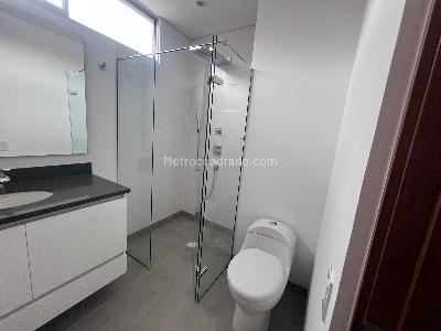 Apartamento en arriendo en Poblado, Medellín · foto 18 de 20