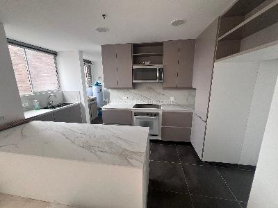 Apartamento en arriendo en Poblado, Medellín · foto 3 de 20