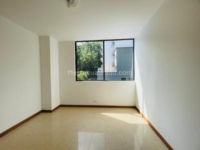 Apartamento en venta en El Poblado, Medellín · foto 5 de 19