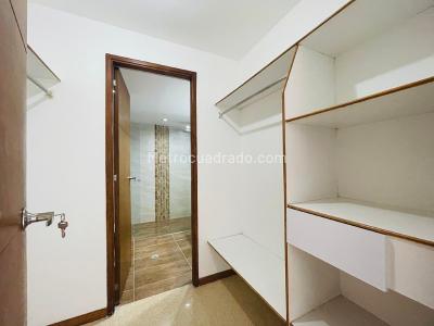 Apartamento en venta en El Poblado, Medellín · foto 13 de 19