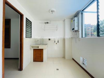 Apartamento en venta en El Poblado, Medellín · foto 17 de 19