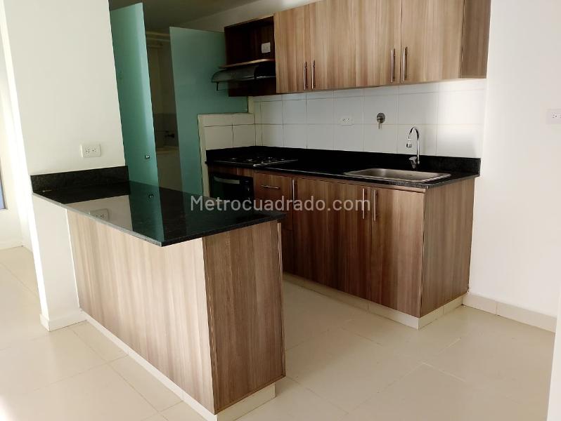 3BR Apartment in Los Colegios (78 m²) - 4