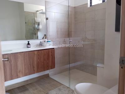 Apartamento de 2 alcobas en venta en Gualanday, Rionegro, 83 m² · foto 11 de 16