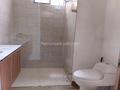 Apartamento de 2 alcobas en venta en Gualanday, Rionegro, 83 m² · foto 12 de 16