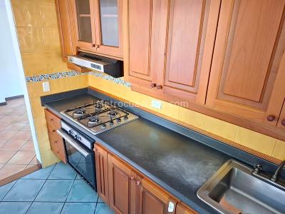 Apartaestudio en venta en El Poblado, Medellín, 78 m² · foto 7 de 20
