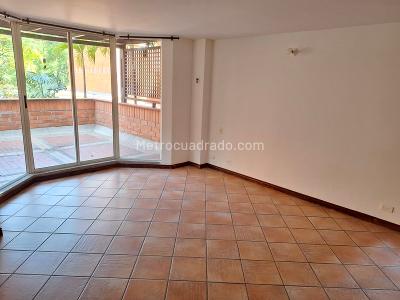 Apartaestudio en venta en El Poblado, Medellín, 78 m² · foto 8 de 20