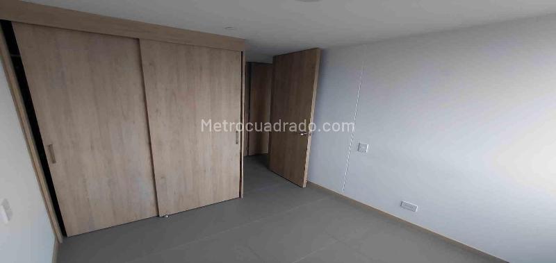 Apartamento Estilizado de 2 Alcobas con Balcón en Guayabal - 8