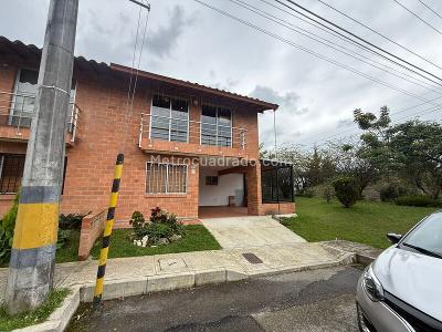 Casa en Venta, Puro Cuero, Bogotá D.C.