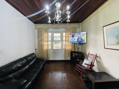 Casa de 4 alcobas en venta en Centro, Medellín, 241 m² · foto 3 de 20