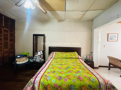Casa de 4 alcobas en venta en Centro, Medellín, 241 m² · foto 17 de 20
