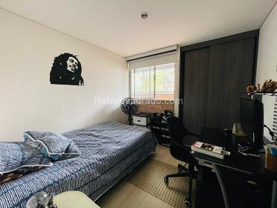 Apartamento de 3 alcobas en venta en Aves Maria, Sabaneta, 67 m² · foto 12 de 20