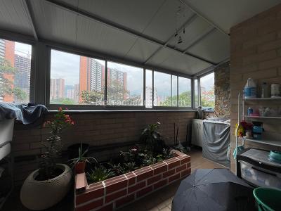 Apartamento de 3 alcobas en venta en Aves Maria, Sabaneta, 67 m² · foto 18 de 20