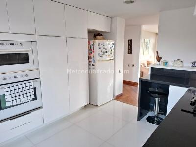 Apartamento de 4 alcobas en venta en Los Balsos, Medellín, 210 m² · foto 11 de 20