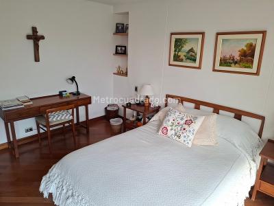 Apartamento de 4 alcobas en venta en Los Balsos, Medellín, 210 m² · foto 17 de 20