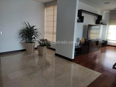 Apartamento de 5 alcobas en arriendo en El Poblado, Medellín, 250 m² · foto 4 de 17