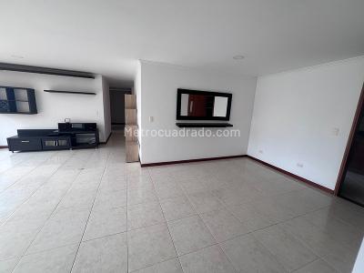 Apartamento de 4 alcobas en arriendo en El Poblado, Medellín, 140 m² · foto 2 de 20