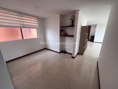 Apartamento de 4 alcobas en arriendo en El Poblado, Medellín, 140 m² · foto 4 de 20