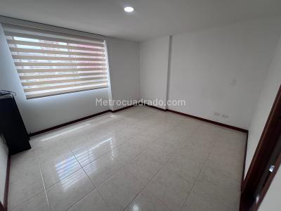 Apartamento de 4 alcobas en arriendo en El Poblado, Medellín, 140 m² · foto 8 de 20