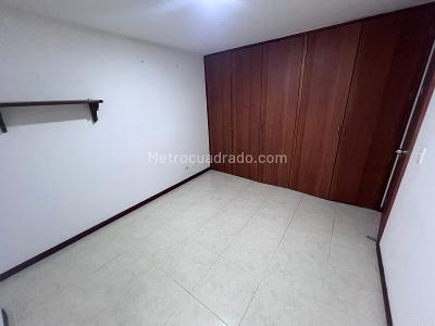 Apartamento de 4 alcobas en arriendo en El Poblado, Medellín, 140 m² · foto 9 de 20