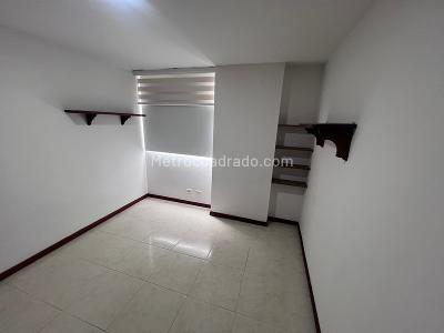 Apartamento de 4 alcobas en arriendo en El Poblado, Medellín, 140 m² · foto 10 de 20