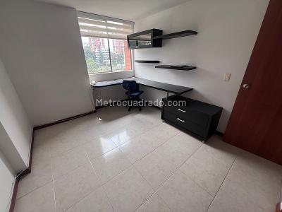 Apartamento de 4 alcobas en arriendo en El Poblado, Medellín, 140 m² · foto 12 de 20