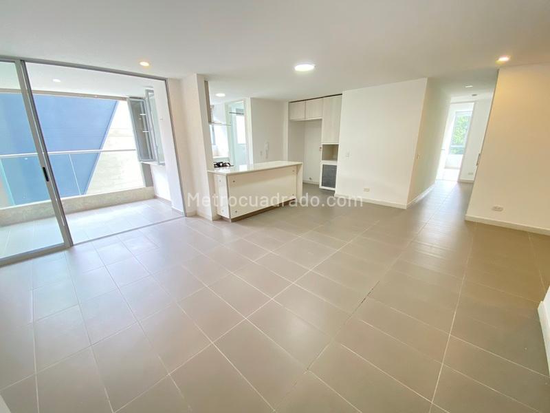 Apartamento de 3 Alcobas en Arriendo en Castropol, El Poblado