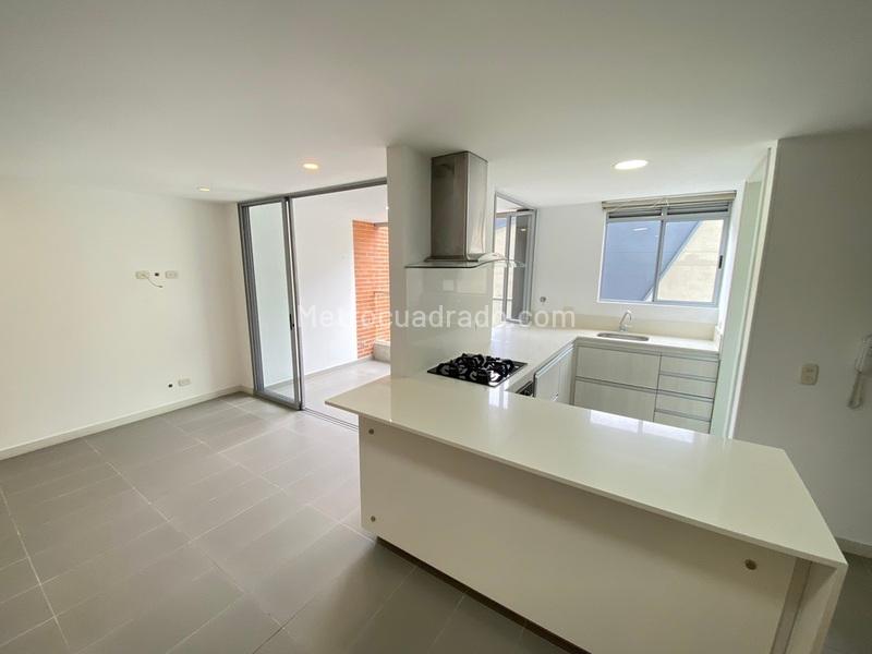 Apartamento de 3 Alcobas en Arriendo en Castropol, El Poblado - 3