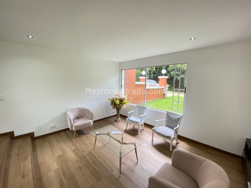 Luxurious 5BR House in El Poblado - 2