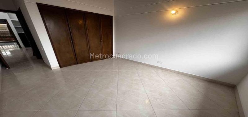 3BR House in Benedictinos (200 m²) - 4