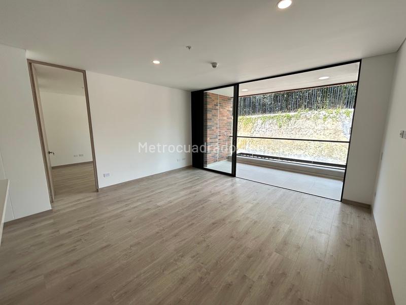 New 2BR Apartment with Balcony in La Fe, El Retiro - 3