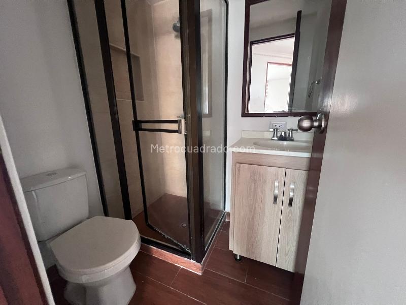 Apartamento Moderno de 3 Alcobas en El Poblado, Manila - 7
