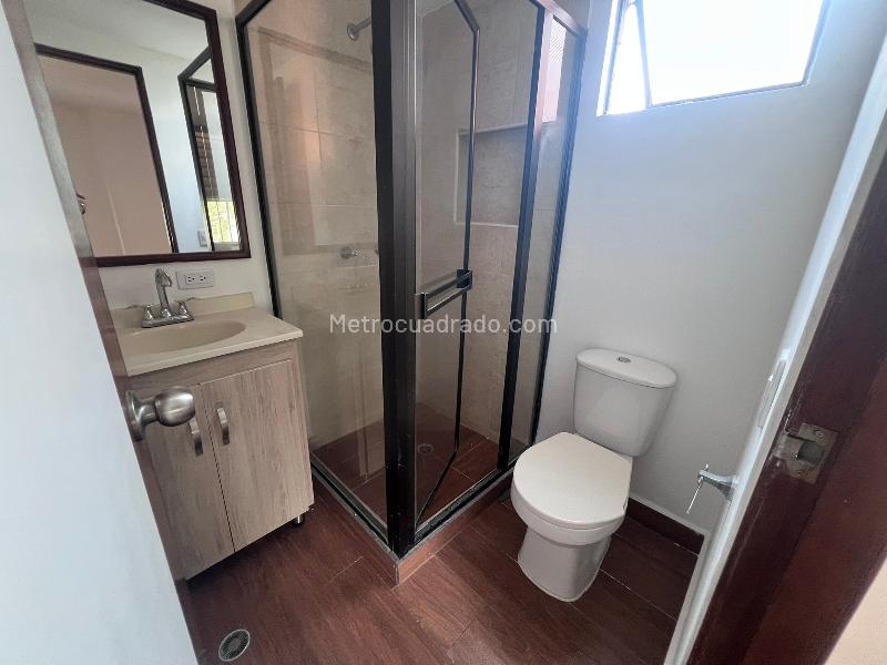 Apartamento Moderno de 3 Alcobas en El Poblado, Manila - 8