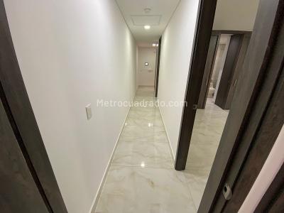 Apartamento de 2 alcobas en arriendo en Laureles, Medellín, 89 m² · foto 13 de 19