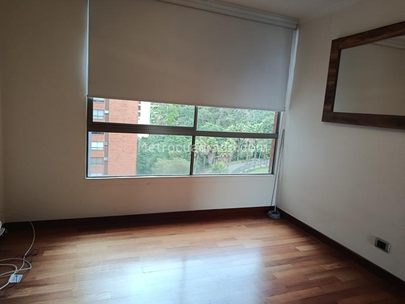 Elegant 4BR Apartment in El Poblado - 7