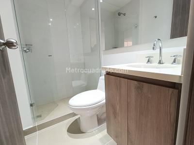 Apartamento de 3 alcobas en arriendo en Maria Auxiliadora, Sabaneta, 75 m² · foto 12 de 15