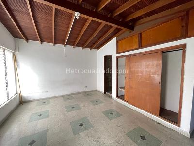 Casa en arriendo en Calasanz Parte Alta, Medellín · foto 12 de 20