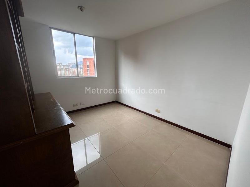 Apartamento Dúplex de 3 Alcobas en Santa Fe, El Poblado - 6