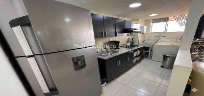Apartamento de 3 alcobas en venta en Rodeo Alto, Medellín · foto 2 de 12