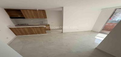 Apartamento de 3 alcobas en venta en Niquia, Bello, 54 m² · foto 3 de 12